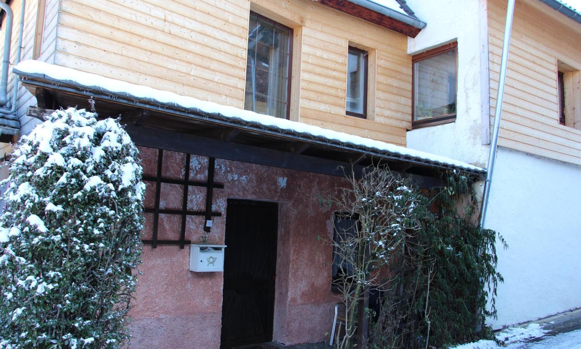 Haus Am Burgring Apartment Murlenbach